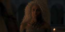 extant_HouseOfTheDragon_1x06-ThePrincessAndTheQueen_2155.jpg