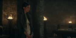 extant_HouseOfTheDragon_2x02-RhaenyraTheCruel_03825.jpg