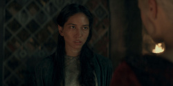 extant_HouseOfTheDragon_2x02-RhaenyraTheCruel_03872.jpg