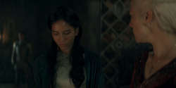 extant_HouseOfTheDragon_2x02-RhaenyraTheCruel_03964.jpg